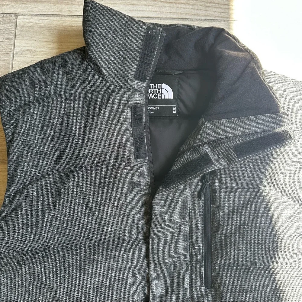 The North Face Charcoal Gray Men's Vest